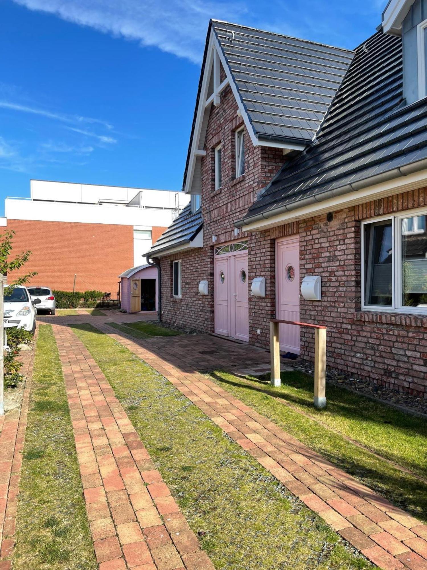 Haus Duenenrose App 2 Mit Balkon Apartman Westerland Kültér fotó
